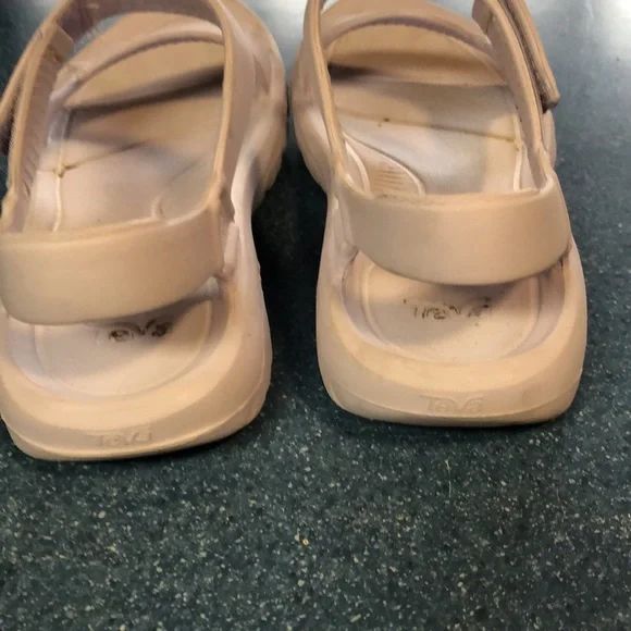 Teva rubber sandles - Picture 3 of 5